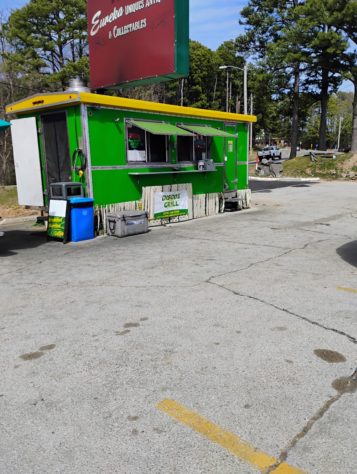 Green Disco's Grill food truck with the business sign visible